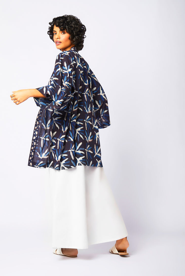 Kimono Curto Feuilles